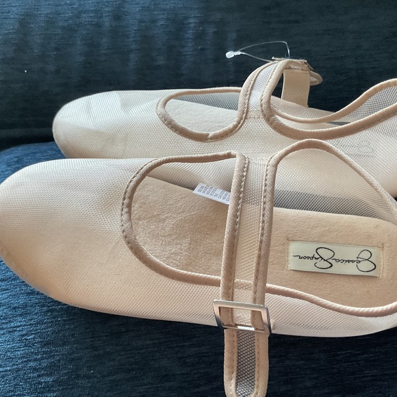 Jessica Simpson Sheer Flats Sz 8-9 L - Picture 1 of 5